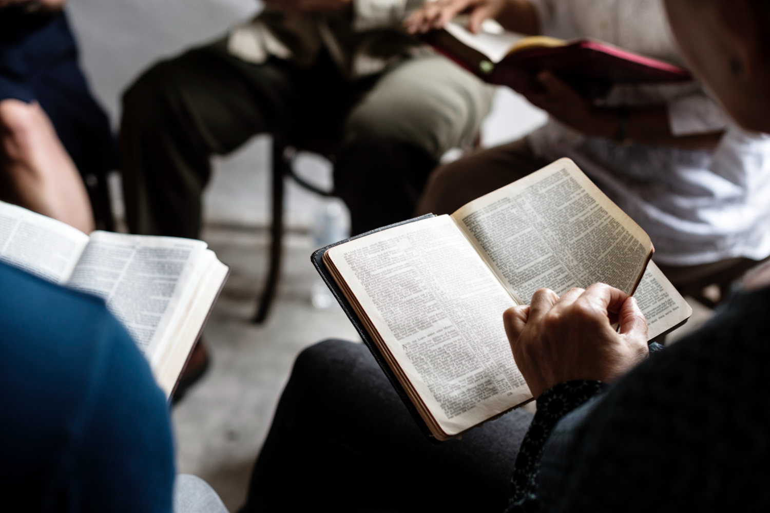 La biblia no condena ni aprueba la cremación